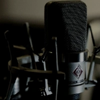 Neumann Mikrofon im Studio